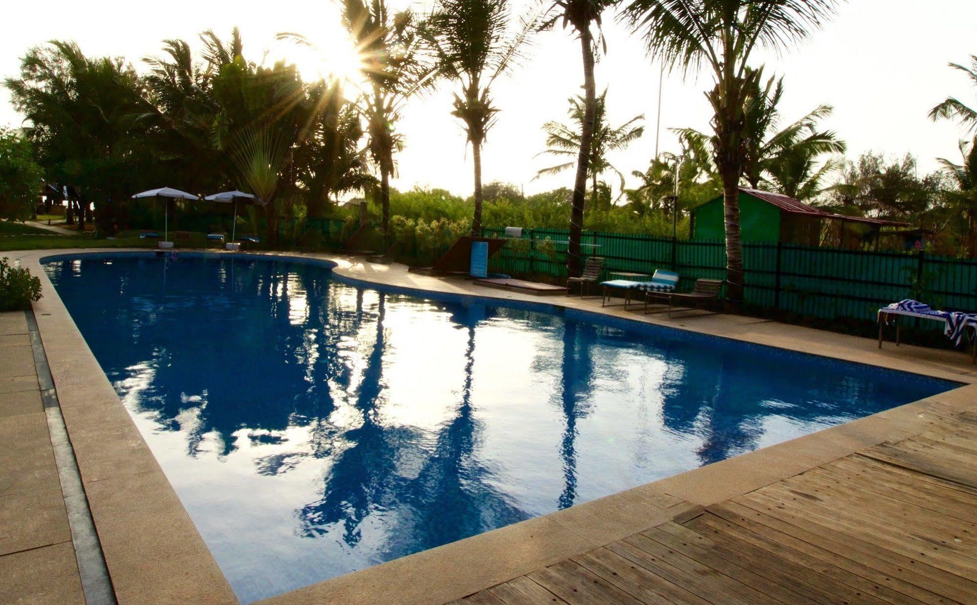 360° Beach Retreat Candolim Esterno foto